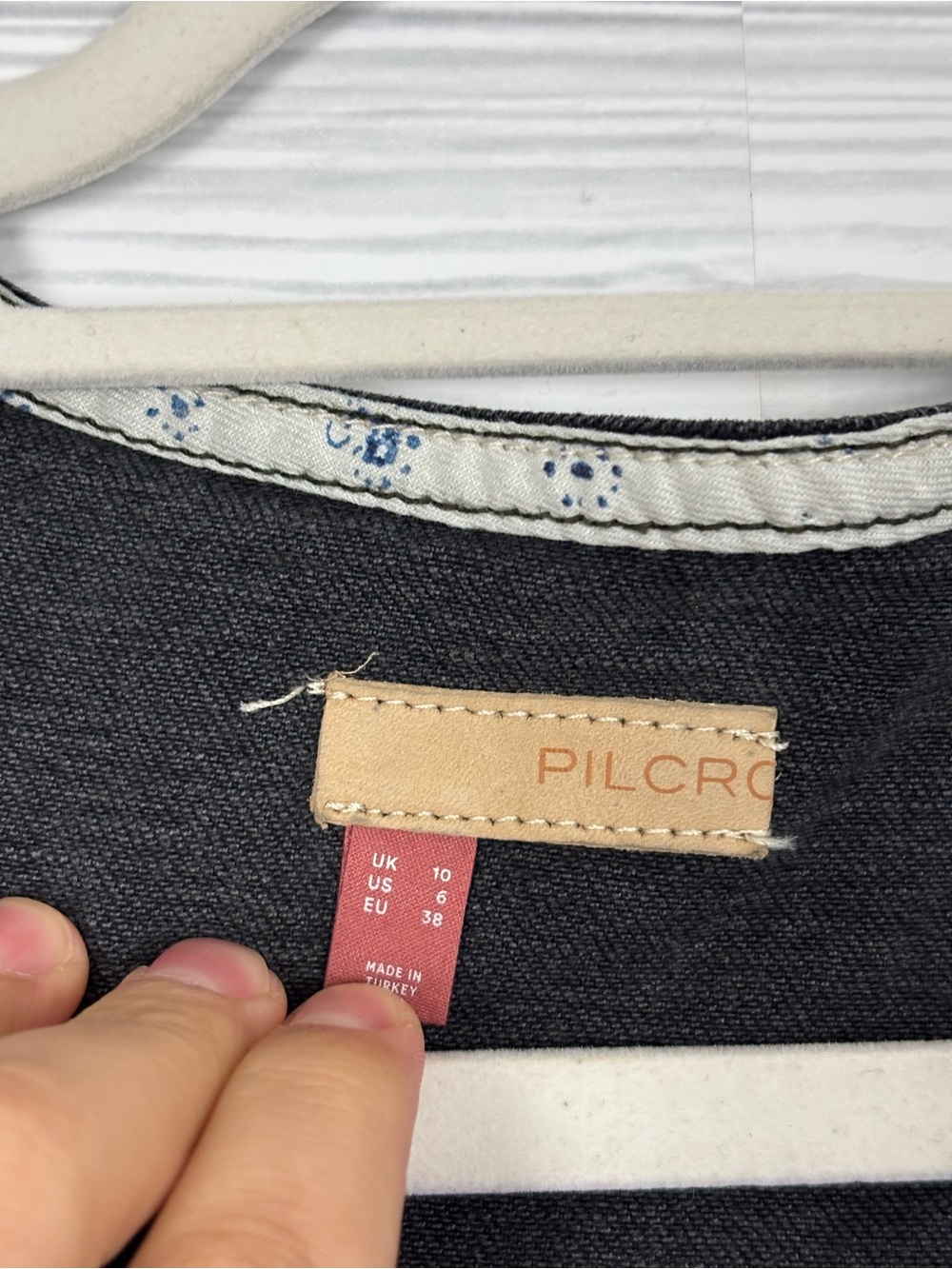 PILCRO Anthropologie Denim Jumpsuit size 6 - Picture 4 of 11